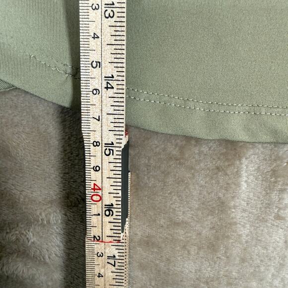 Nike Dri-FIT Crop Top Long Sleeve Mock Neck Athleisure Small - Picture 12 of 12